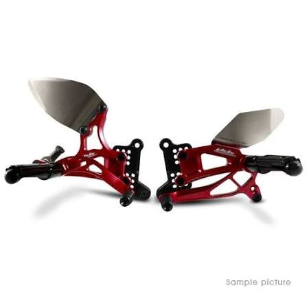 PEDANE ARRETRATE VALTERMOTO REGOLABILI TIPO 2.5 ROSSE PER HONDA CBR1000RR 2008>2016